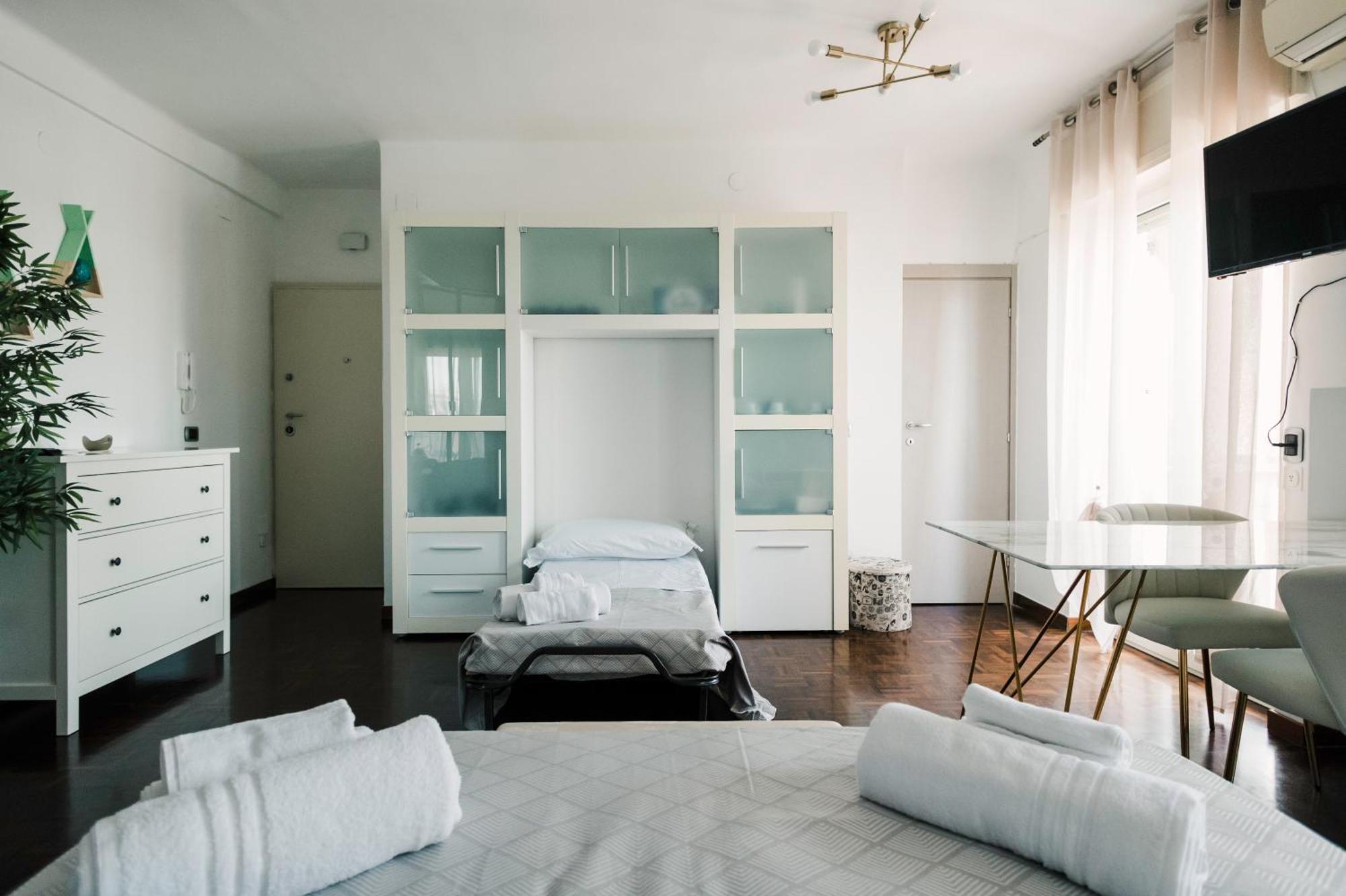 Bari Central Suite - Central Apartment With Sea View - Μπάρι Εξωτερικό φωτογραφία