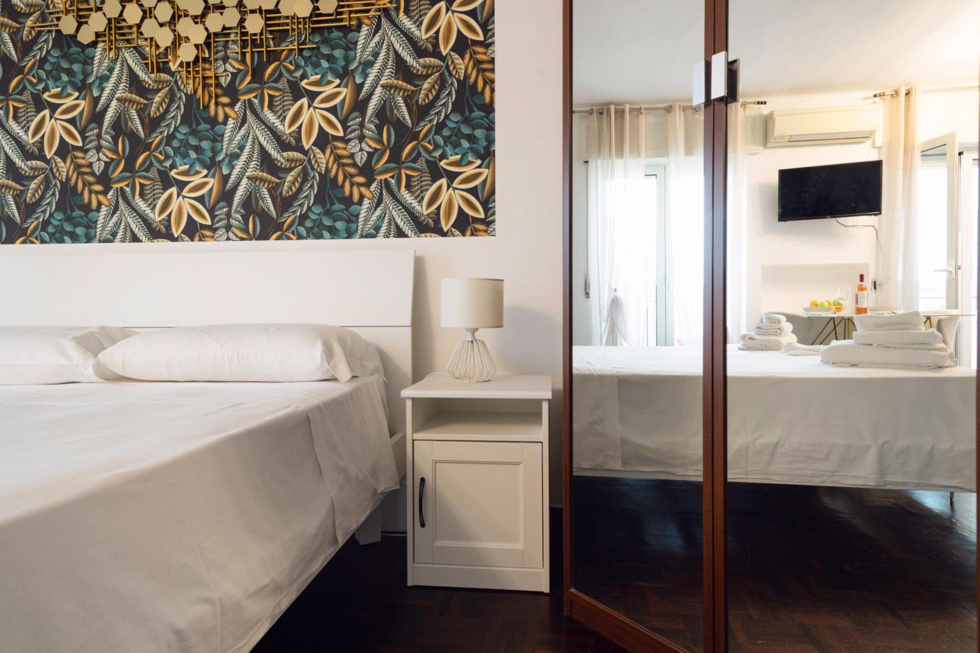 Bari Central Suite - Central Apartment With Sea View - Μπάρι Εξωτερικό φωτογραφία